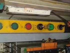 用一根导线就能修电梯？