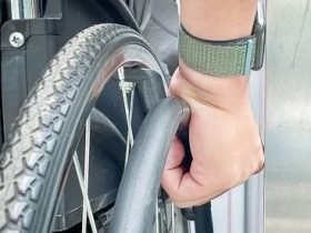 电梯门缩水近20厘米轮椅难入，无障碍电梯变“有障碍”？