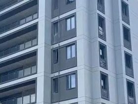 什么原因导致小区奥的斯电梯故障频发，电梯内求助按钮也无人理会？