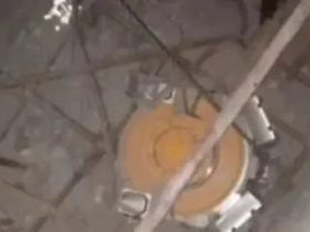 完了！主机掉坑里了，电梯人又有锅背了？