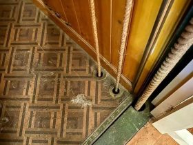 奥的斯麻绳驱动的电梯