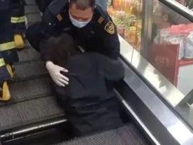 上海“4·4”自动人行道事故原因披露，央视专题报道：“电梯维保”如何保平安?