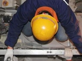 电梯人：天天扫码拍照维保，形式主义害死人！