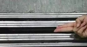 乘客钥匙掉电梯底坑了，电梯维保有没有义务立刻去捡？