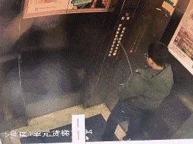 在电梯里撒尿，等于自杀，甚至谋杀！