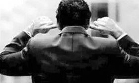 一个电梯人的“年终总结”，在电梯圈转疯了！