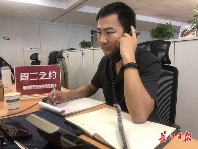 深夜被困电梯一个多小时有惊无险能否获得精神赔偿？