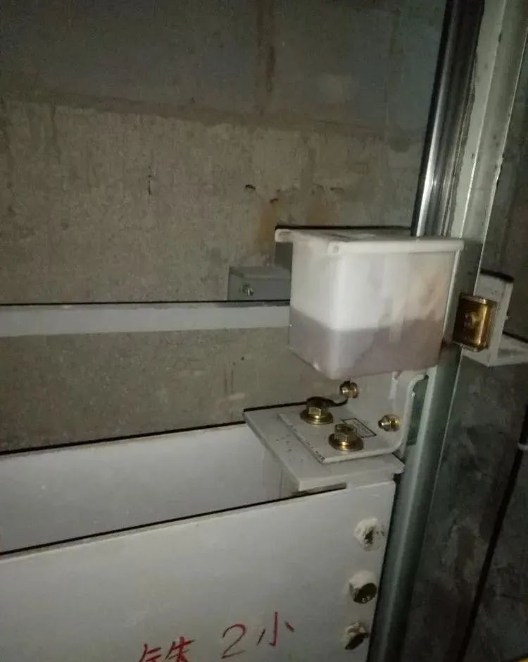 电梯如此保养,得给多少费用? 电梯如此保养,得给多少费用?