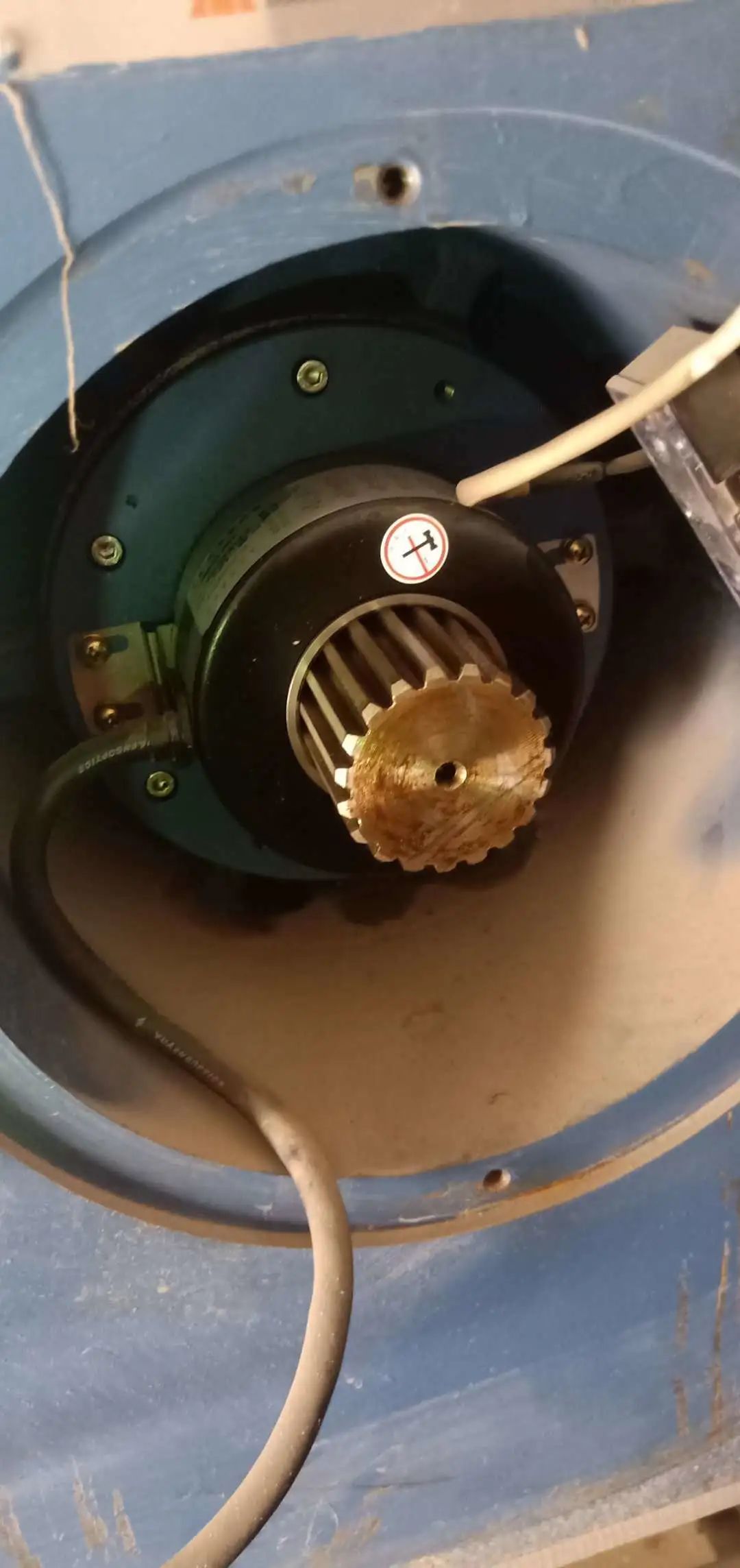 三菱电梯常见死机现象分析 三菱电梯常见死机现象分析