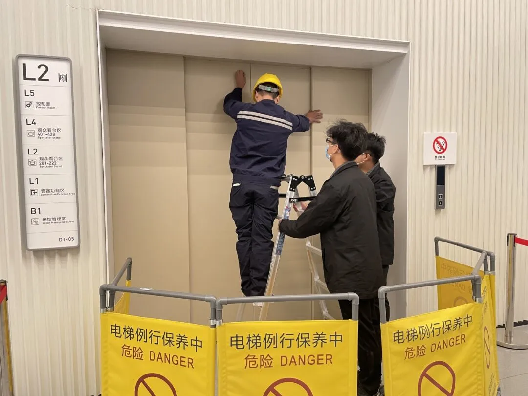 电梯为什么需要定期保养？