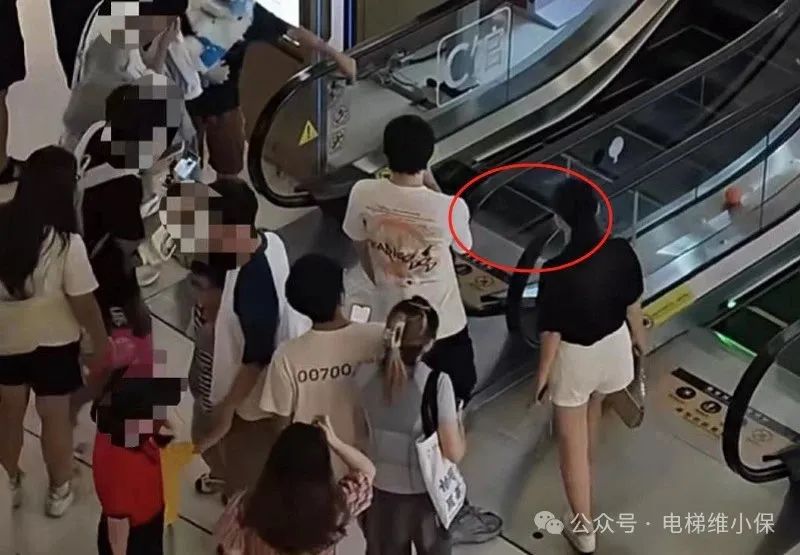 接连2起扶梯事故！新一轮扶梯大检查估计要来了！