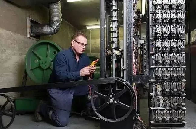 一个人维保100台电梯？建议先把维保控制起来-图片1