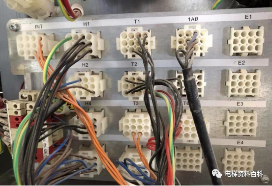 西子奥的斯安全回路封线短接